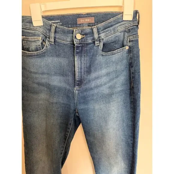 DL1961 Women’s Bridget Boot Cut High Rise Frayed Ankle Sz 28 Instasculpt Crop - Picture 3 of 12